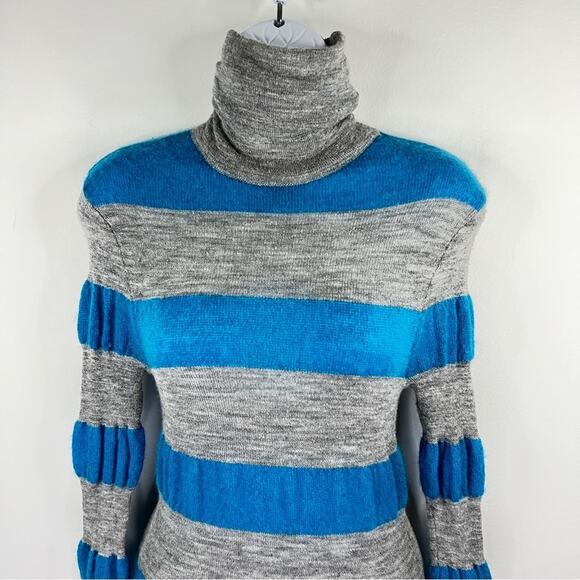 Alessandro Dell'Acqua Women's Mohair Turleneck Sweater Size 44 / US 10 Blue Grey - Picture 2 of 12